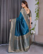 Teal Blue Pure Kanjivaram Silk Saree with Antique Golden Zari Border & Blouse – 5.5m Saree + 0.8m Blouse Piece - Image 3
