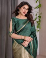 Emerald Green Soft Kanjivaram Silk Saree with Golden Zari Border & Rich Pallu | 5.5m Saree + 0.8m Blouse Piece - Image 12